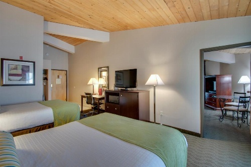 Best Western Plus The Inn At Hampton image 16