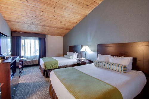 Best Western Plus The Inn At Hampton image 2