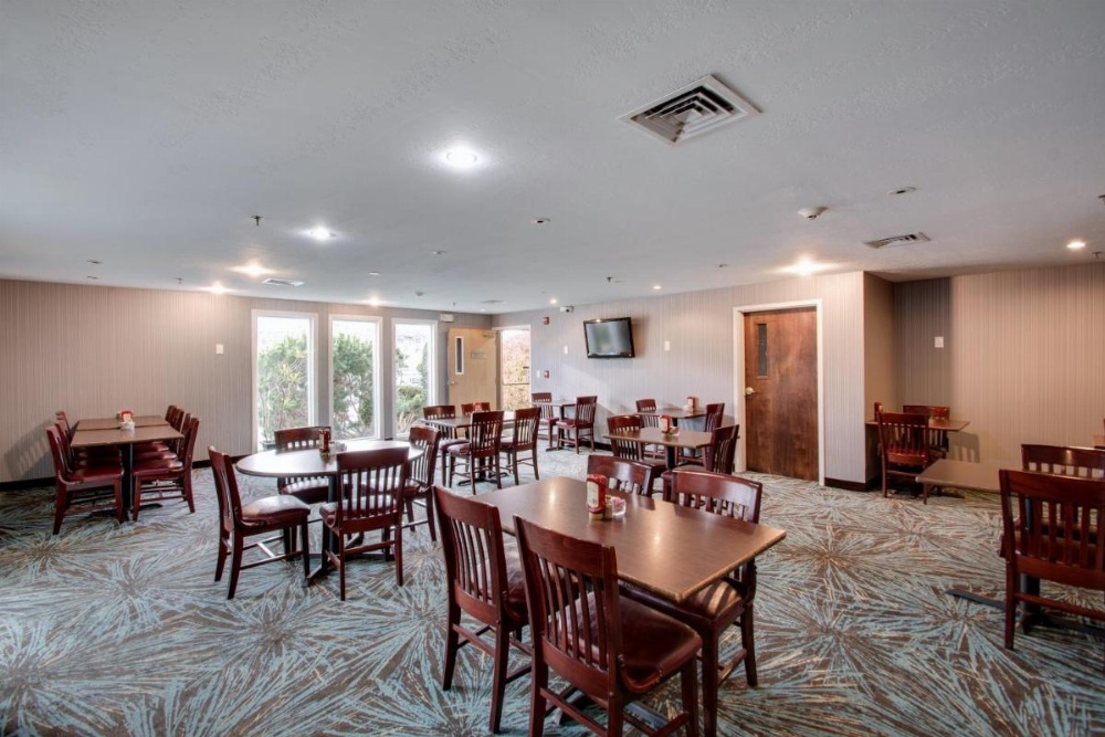 Best Western Plus The Inn At Hampton Image 23